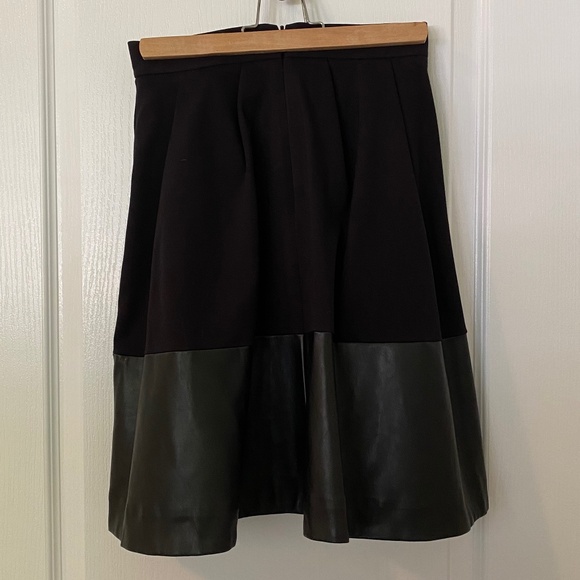 Banana Republic Black Pleather Skirt - Picture 8 of 8